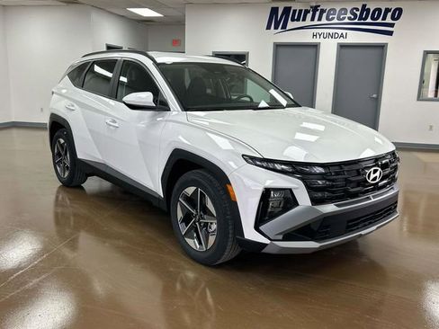 New 2026 Hyundai Tucson SEL FWD image 3