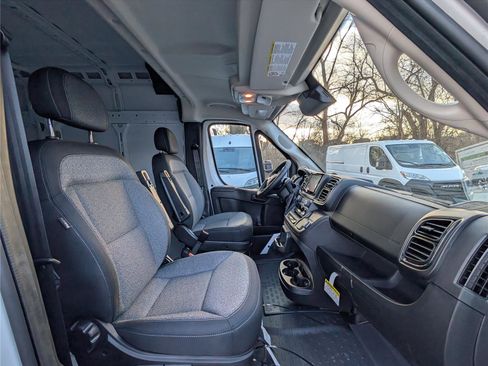 New 2026 RAM ProMaster 2500 w/ Cold Weather Group image 6