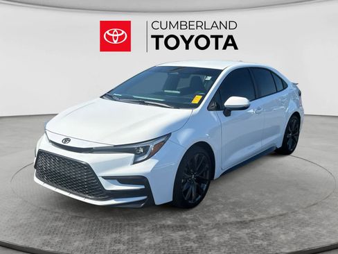 Used 2024 Toyota Corolla SE FWD image 1