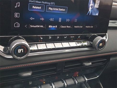 Certified 2024 Chevrolet Colorado Z71 w/ Z71 Convenience Package 2 image 16