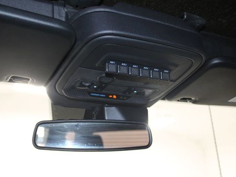 Used 2023 Ford Bronco Badlands image 41