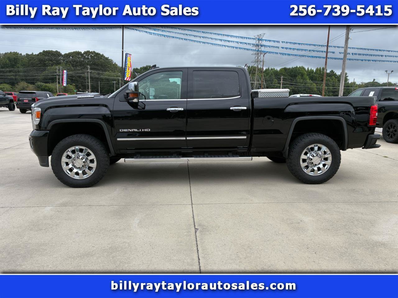 Used 2017 GMC Sierra 2500 Denali w/ Duramax Plus Package AWD/4WD image 1