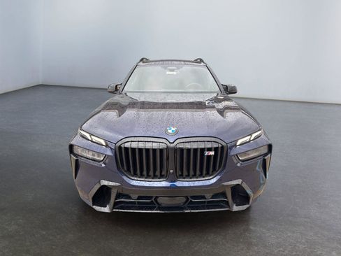 New 2026 BMW X7 M60i image 10