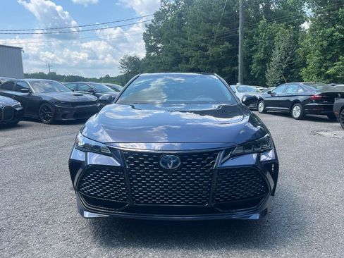 Used 2019 Toyota Avalon XSE w/ Four Season Floor Mat Package FWD image 4
