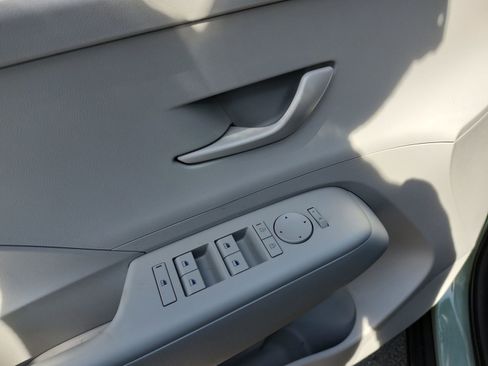 Certified 2026 Hyundai Kona SE FWD image 14