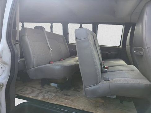 Used 2019 Chevrolet Express 3500 LT w/ LT Preferred Equipment Group image 16