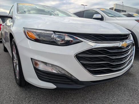 Used 2023 Chevrolet Malibu LT image 19