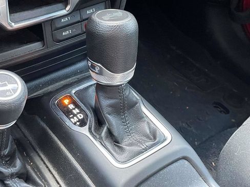 Used 2022 Jeep Wrangler Unlimited Sport AWD/4WD image 35