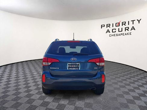 Used 2014 Kia Sorento LX FWD image 5