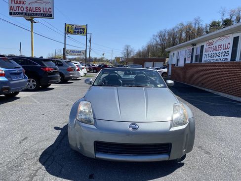 Used 2005 Nissan 350Z Touring image 11