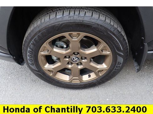 Used 2024 Toyota RAV4 Hybrid Woodland image 28