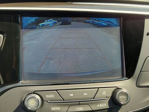 Used 2020 Buick Envision Essence AWD/4WD image 21