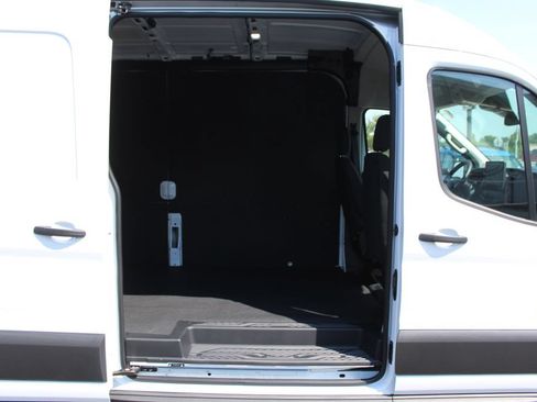 New 2026 Ford Transit 250 148 Medium Roof w/ Load Area Protection Package RWD image 13