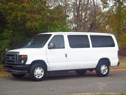 Used 2013 Ford E-350 and Econoline 350 XL w/ PWR Windows & Locks Group