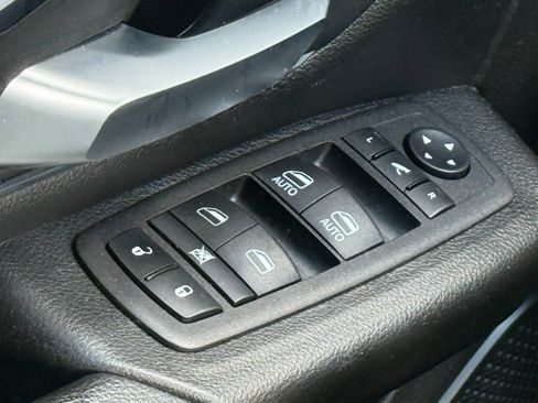 Certified 2024 RAM 1500 Big Horn AWD/4WD image 38