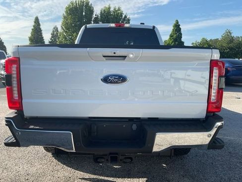 Used 2024 Ford F250 Lariat w/ Lariat Ultimate Package AWD/4WD image 6