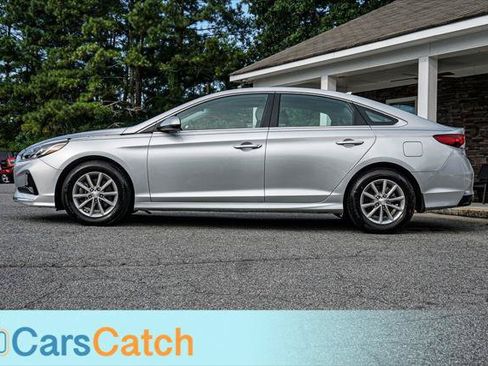 Used 2019 Hyundai Sonata SE w/ Cargo Package FWD image 8