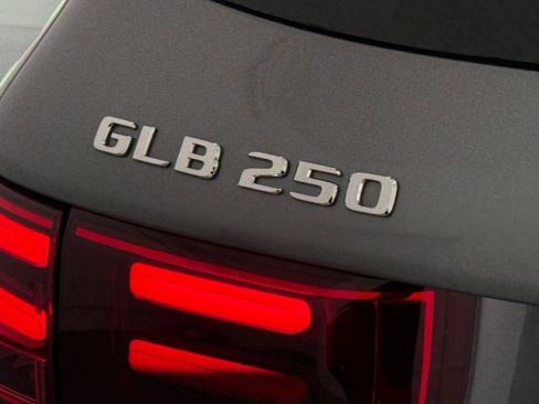Certified 2026 Mercedes-Benz GLB 250 image 24