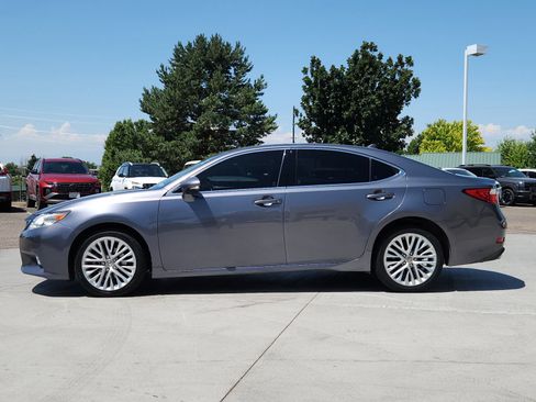 Used 2014 Lexus ES 350 w/ Premium Package FWD image 2