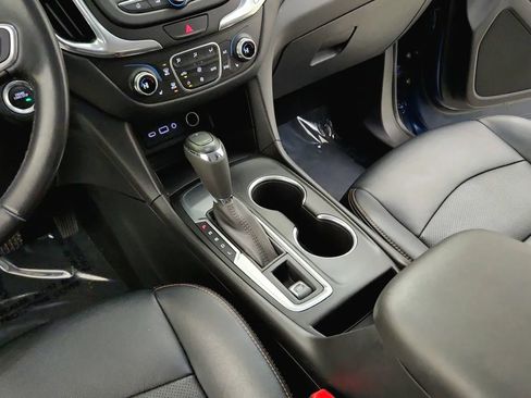 Used 2020 Chevrolet Equinox LT w/ Driver Convenience Package image 33