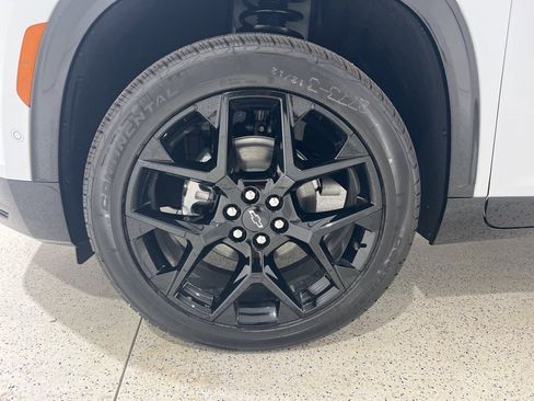 New 2026 Chevrolet Traverse RS image 32