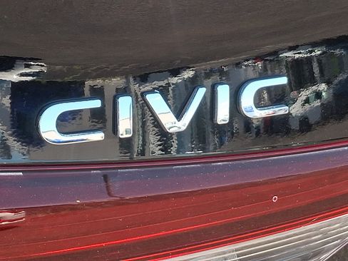 Used 2025 Honda Civic Sport image 30