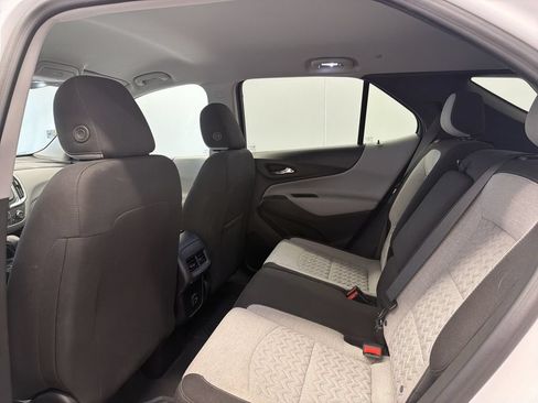 Used 2023 Chevrolet Equinox LT FWD image 13