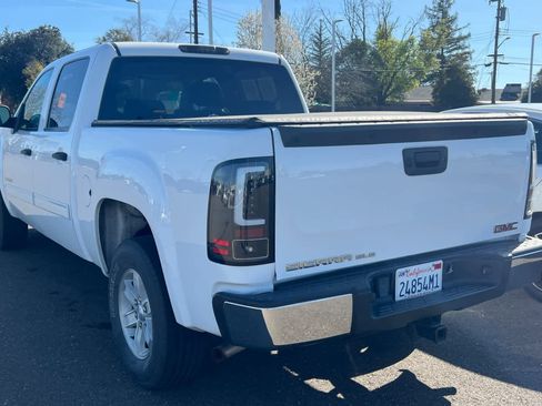 Used 2013 GMC Sierra 1500 SLE w/ Power Tech Package image 4