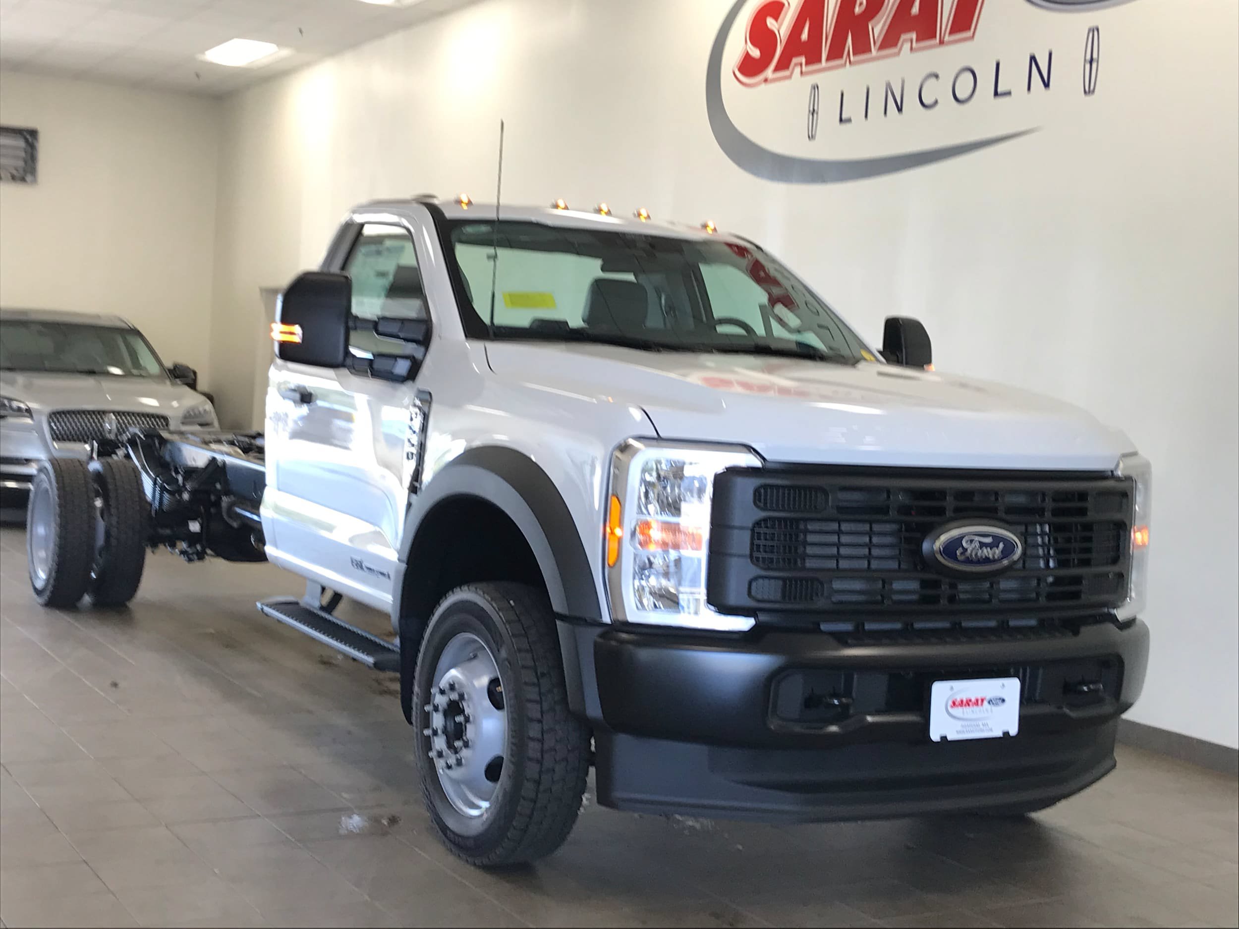 New 2026 Ford F550 4x4 Regular Cab Super Duty image 2