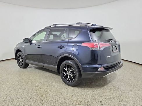 Used 2018 Toyota RAV4 SE AWD/4WD image 7
