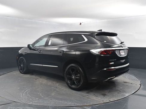 Used 2023 Buick Enclave Essence w/ Experience Buick Package image 7