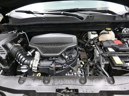 Used 2024 Chevrolet Blazer LT w/ LPO, Black Grille Bar Package FWD image 31