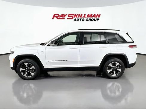 Used 2024 Jeep Grand Cherokee Limited 4xe AWD/4WD image 4