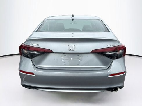 Used 2025 Honda Civic Sport image 6