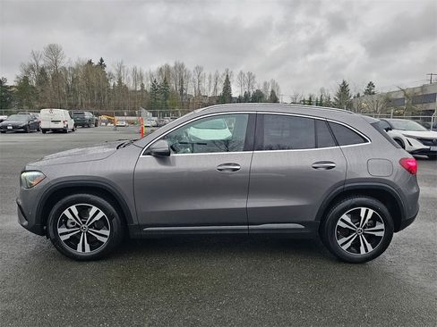 Used 2025 Mercedes-Benz GLA 250 4MATIC image 8