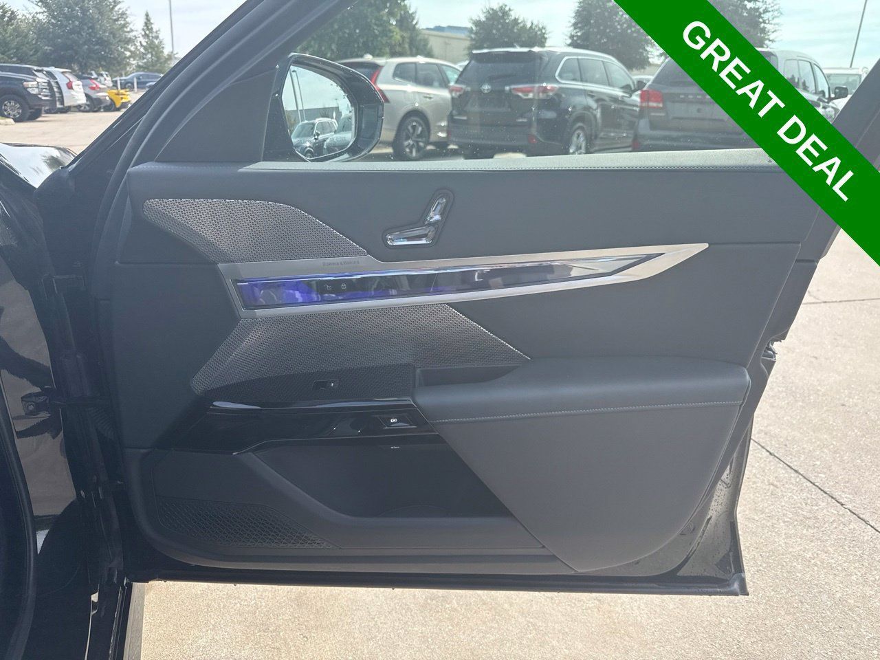 Used 2026 BMW 740i RWD image 14