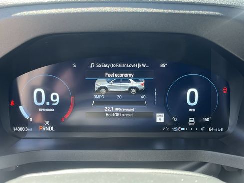 Used 2025 Ford Explorer Active w/ Active Comfort Package AWD/4WD image 10