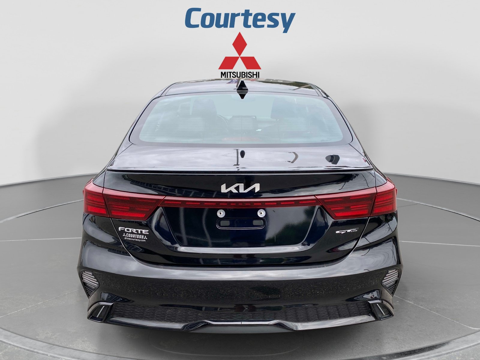 Used 2023 Kia Forte GT-Line FWD image 4