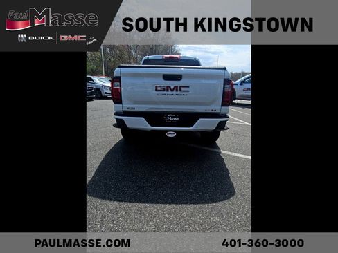 Used 2023 GMC Canyon AT4 w/ AT4 Premium Package AWD/4WD image 5