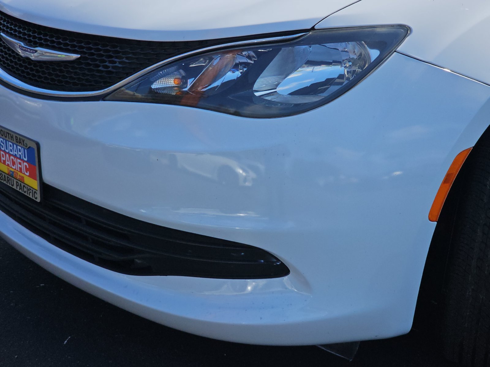 Used 2019 Chrysler Pacifica LX w/ Tire & Wheel Group FWD image 33