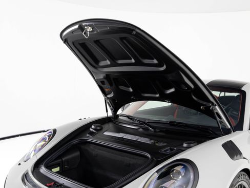 Used 2018 Porsche 911 GT2 RS image 44