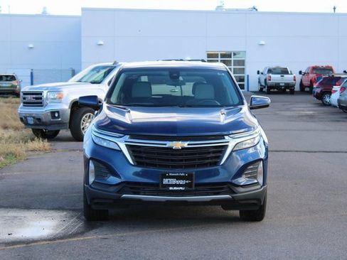 Used 2022 Chevrolet Equinox LT w/ Driver Convenience Package AWD/4WD image 9