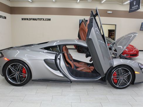 Used 2017 McLaren 570S Coupe image 14