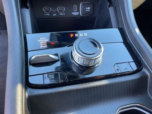 Used 2024 Jeep Grand Cherokee Limited 4xe image 15