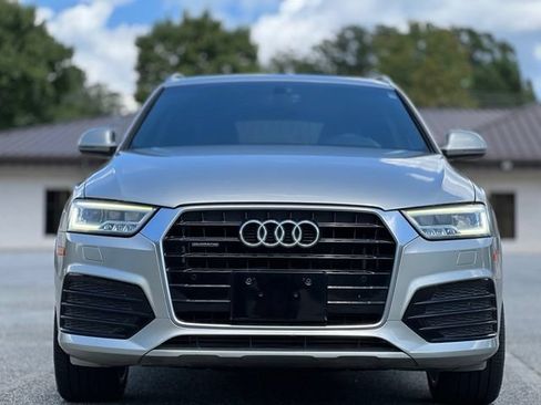 Used 2016 Audi Q3 2.0T Prestige w/ Prestige Package AWD/4WD image 2