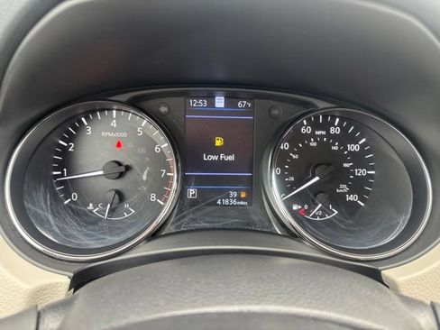 Used 2022 Nissan Rogue Sport SL FWD image 29