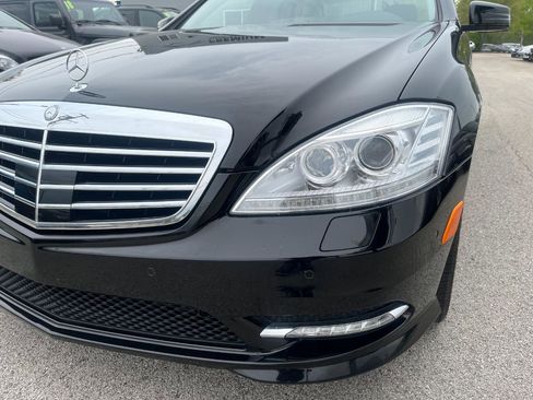 Used 2011 Mercedes-Benz S 550 4MATIC image 11
