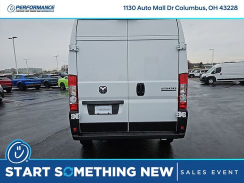 New 2025 RAM ProMaster 2500 w/ Quick Order Package 22G SLT image 5