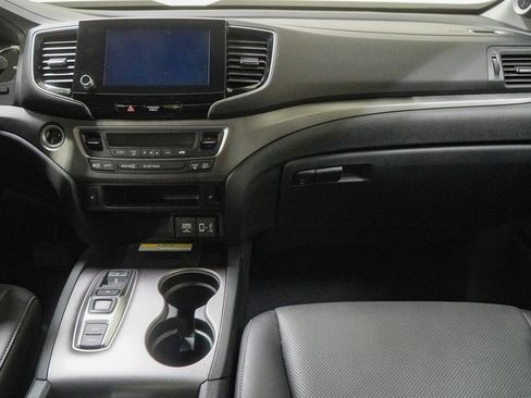 Used 2023 Honda Ridgeline RTL-E image 36