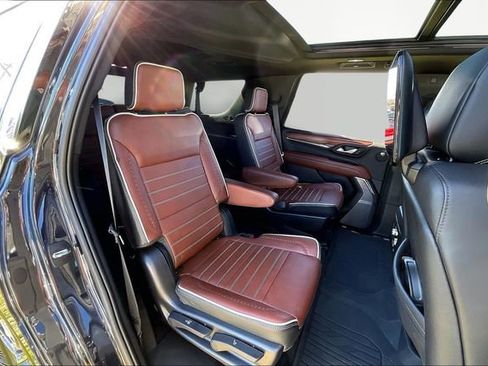 Used 2023 GMC Yukon Denali Ultimate image 17